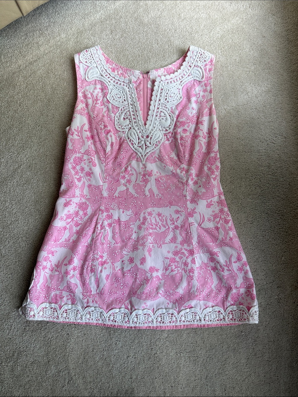 Adorable Lilly Pulitzer Pink and White Sleeveless Lace-Trim Top. Size 2.